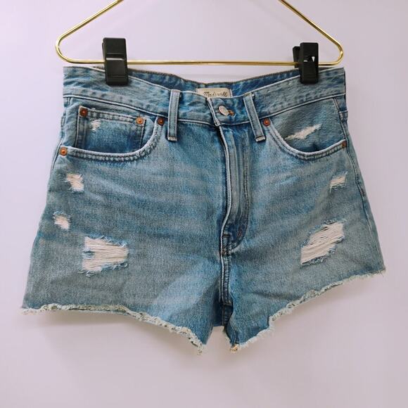 Madewell Relaxed Denim Shorts in Renfield Wash: Destructed Edition high waisted - Picture 10 of 16